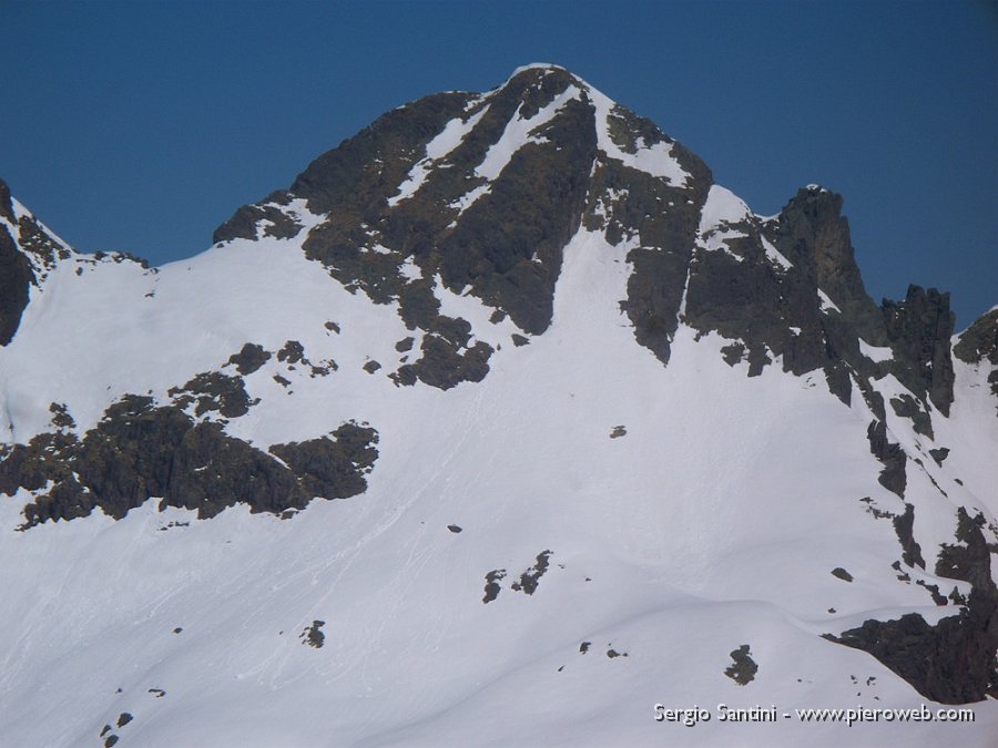 22 Monti a destra della Val dei Frati.JPG